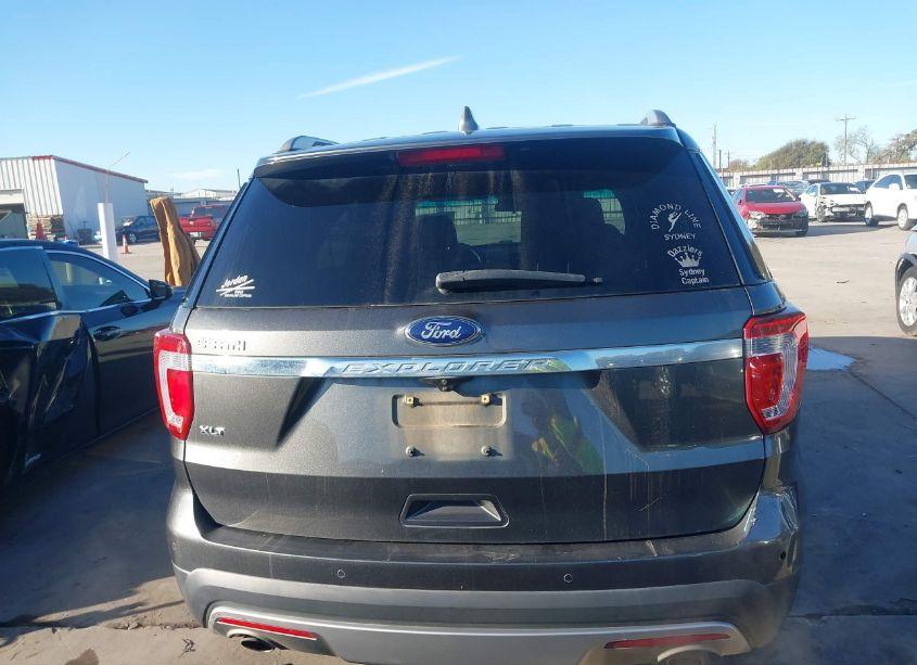 Photo 16 of 2017 Ford Explorer XLT (VIN 1FM5K7D82HGB45662)