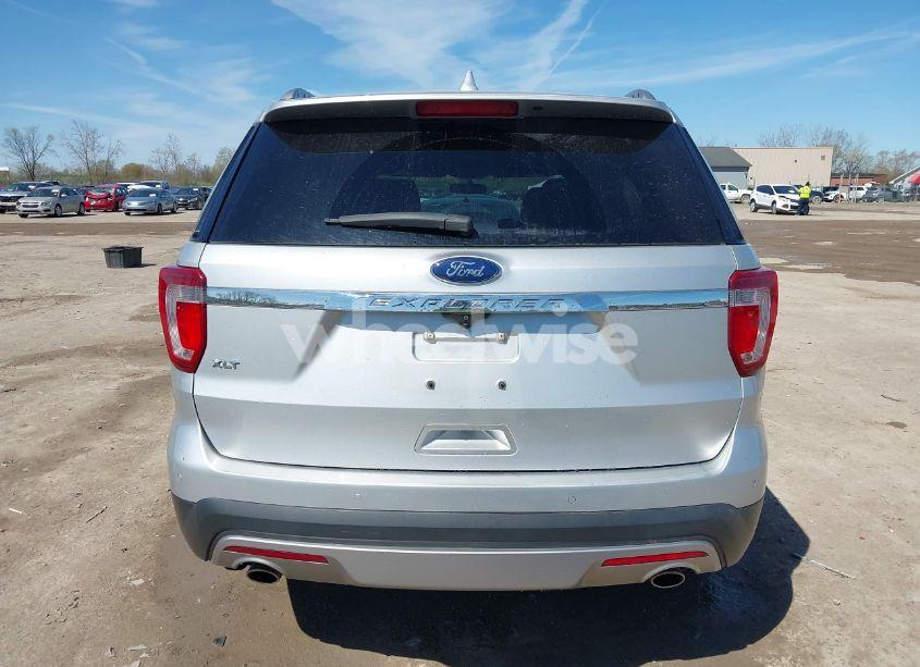 Photo 16 of 2017 Ford Explorer XLT (VIN 1FM5K7D82HGC52758)