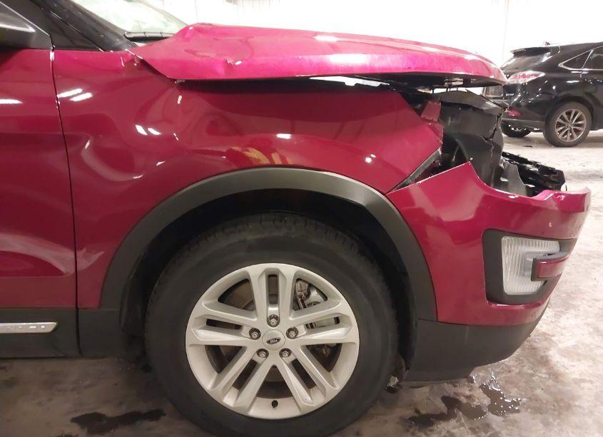 Photo 12 of 2017 Ford Explorer XLT (VIN 1FM5K7D82HGD16815)