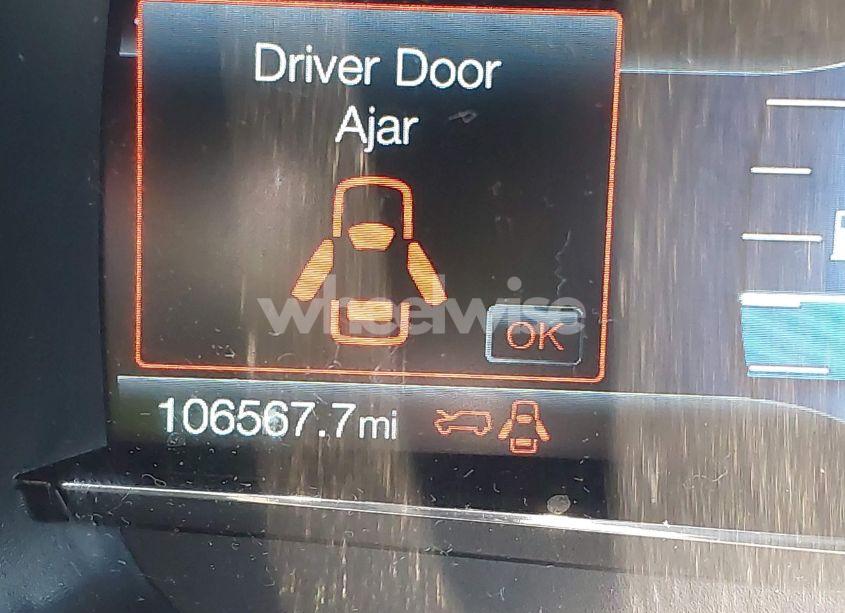 Photo 16 of 2018 Ford Explorer XLT (VIN 1FM5K7D82JGB16748)