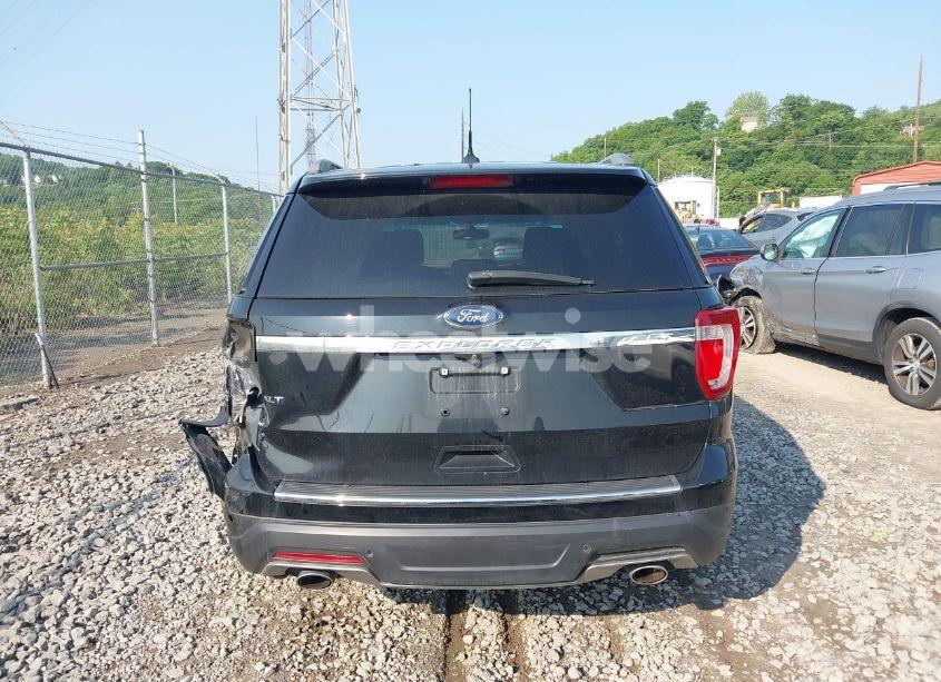 Photo 17 of 2018 Ford Explorer XLT (VIN 1FM5K7D82JGB16748)