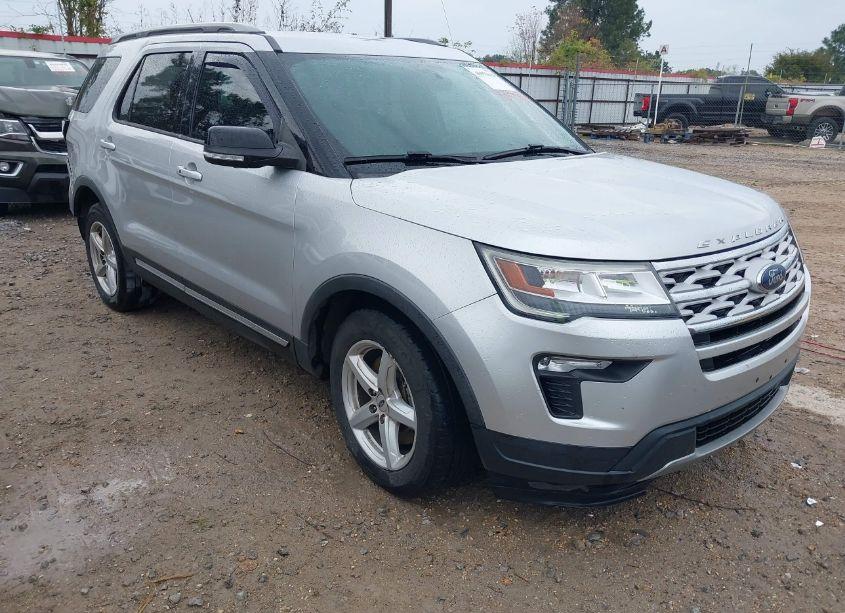 2018 Ford Explorer XLT (VIN 1FM5K7D82JGC70408) main photo