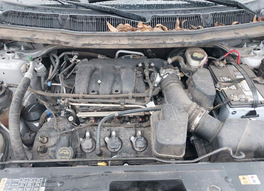 Photo 10 of 2018 Ford Explorer XLT (VIN 1FM5K7D82JGC70408)