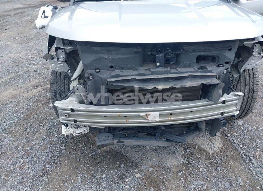 Photo 6 of 2019 Ford Explorer XLT (VIN 1FM5K7D82KGA83218)