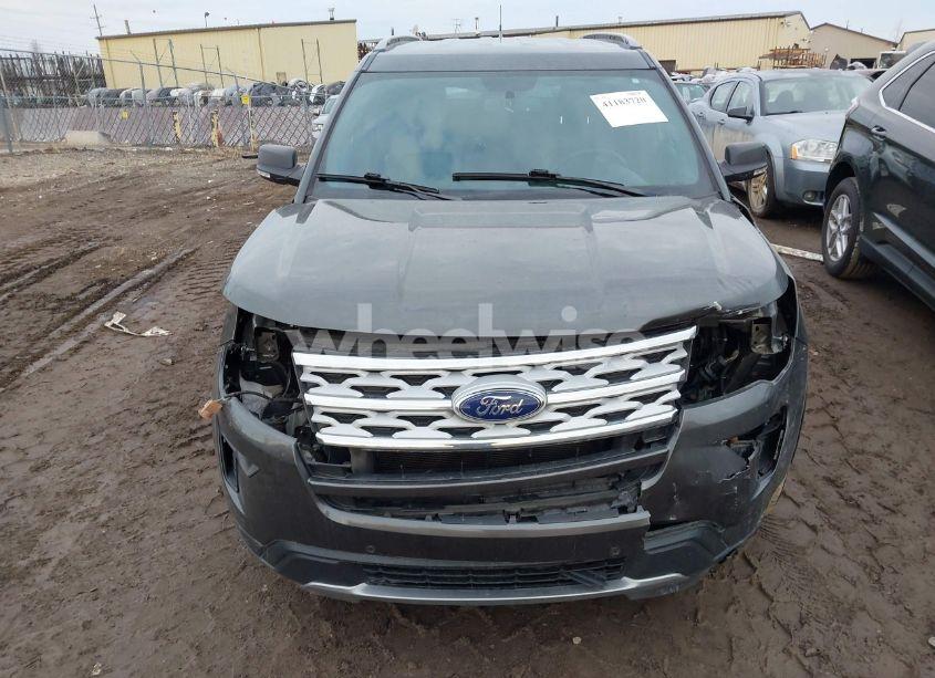 Photo 12 of 2019 Ford Explorer XLT (VIN 1FM5K7D82KGA86930)