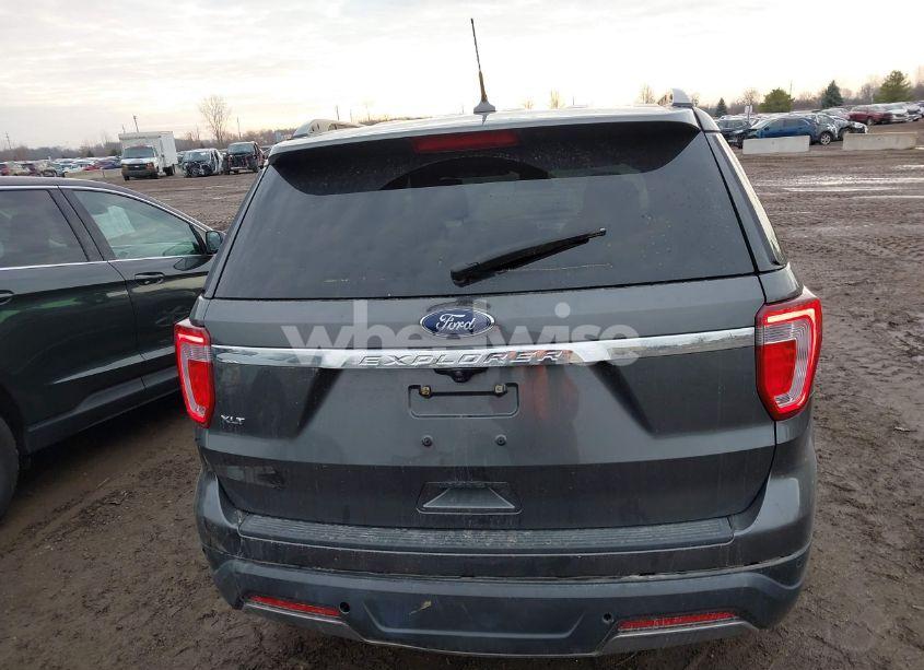 Photo 16 of 2019 Ford Explorer XLT (VIN 1FM5K7D82KGA86930)