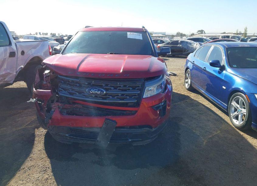 Photo 13 of 2019 Ford Explorer XLT (VIN 1FM5K7D82KGB09025)