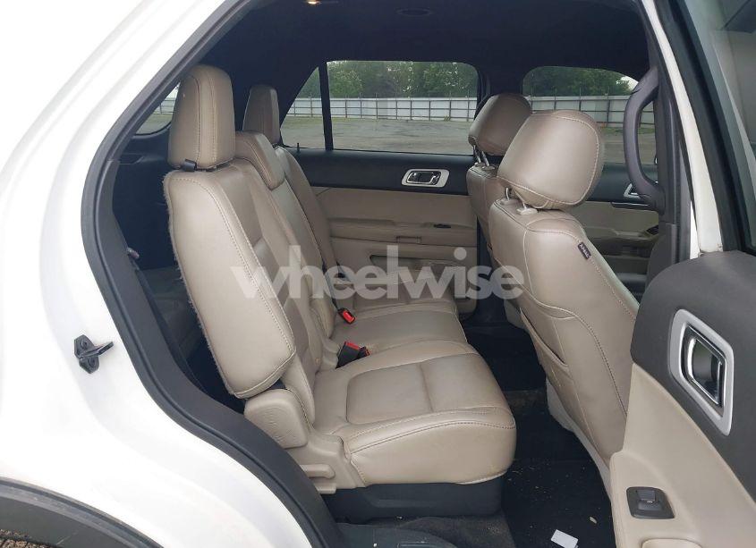 Photo 8 of 2013 Ford Explorer XLT (VIN 1FM5K7D83DGB07450)