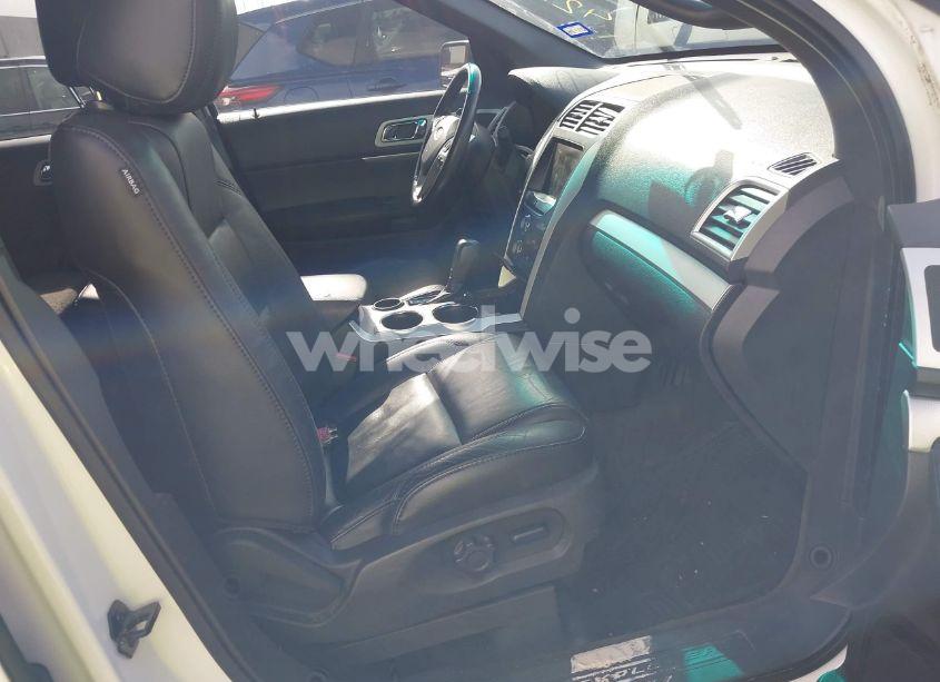 Photo 5 of 2013 Ford Explorer XLT (VIN 1FM5K7D83DGC34103)