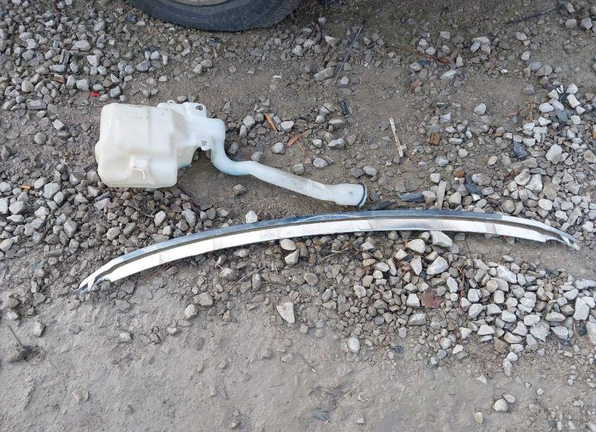 Photo 12 of 2013 Ford Explorer XLT (VIN 1FM5K7D83DGC57123)