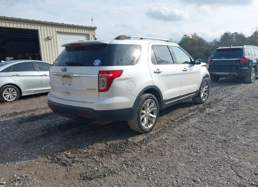 Photo 4 of 2013 Ford Explorer XLT (VIN 1FM5K7D83DGC57123)