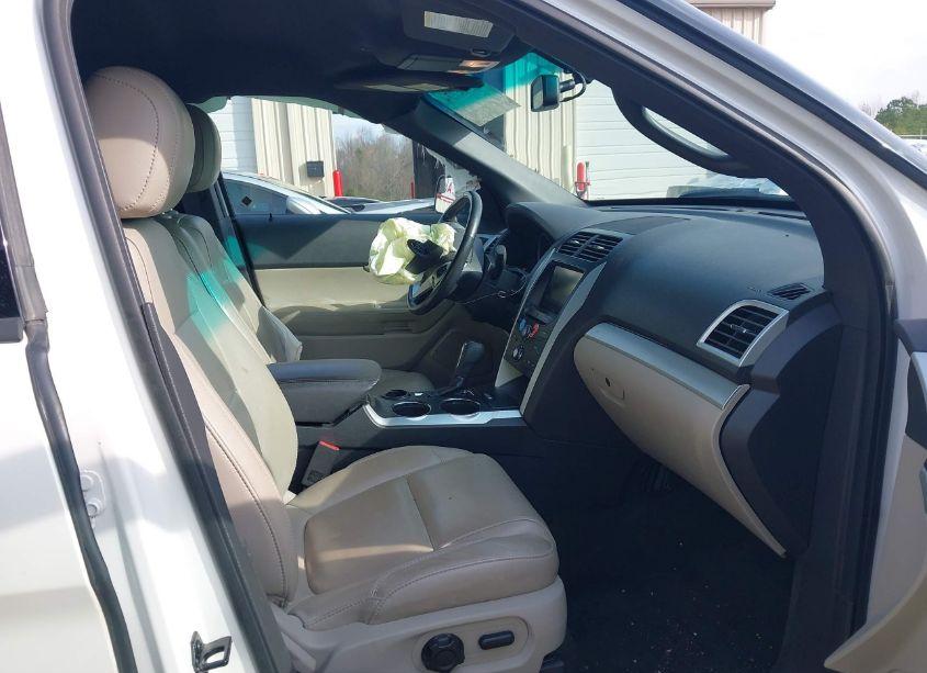 Photo 5 of 2013 Ford Explorer XLT (VIN 1FM5K7D83DGC57123)