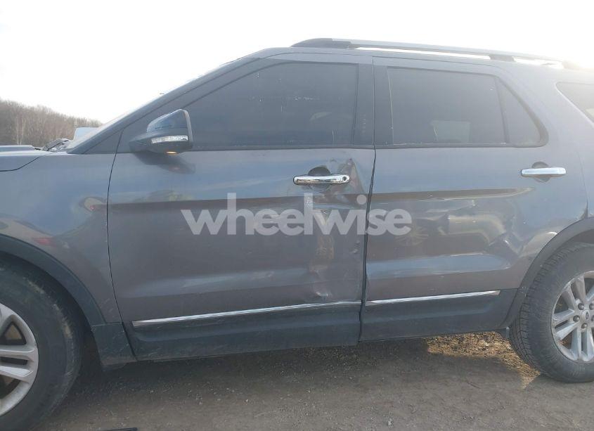 Photo 6 of 2014 Ford Explorer XLT (VIN 1FM5K7D83EGA12159)