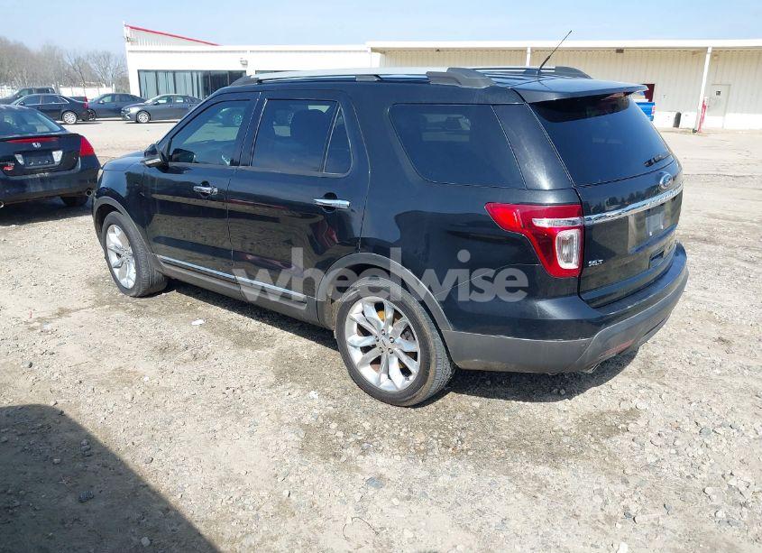 Photo 3 of 2014 Ford Explorer XLT (VIN 1FM5K7D83EGA29012)