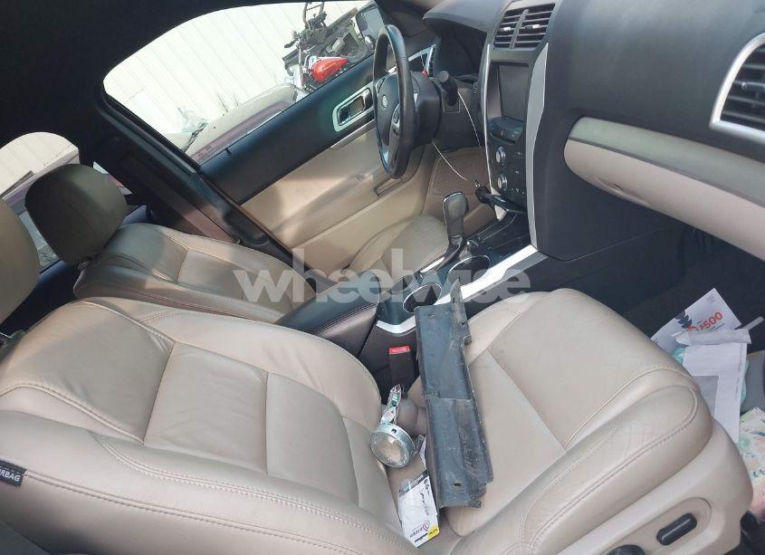 Photo 5 of 2014 Ford Explorer XLT (VIN 1FM5K7D83EGB17509)