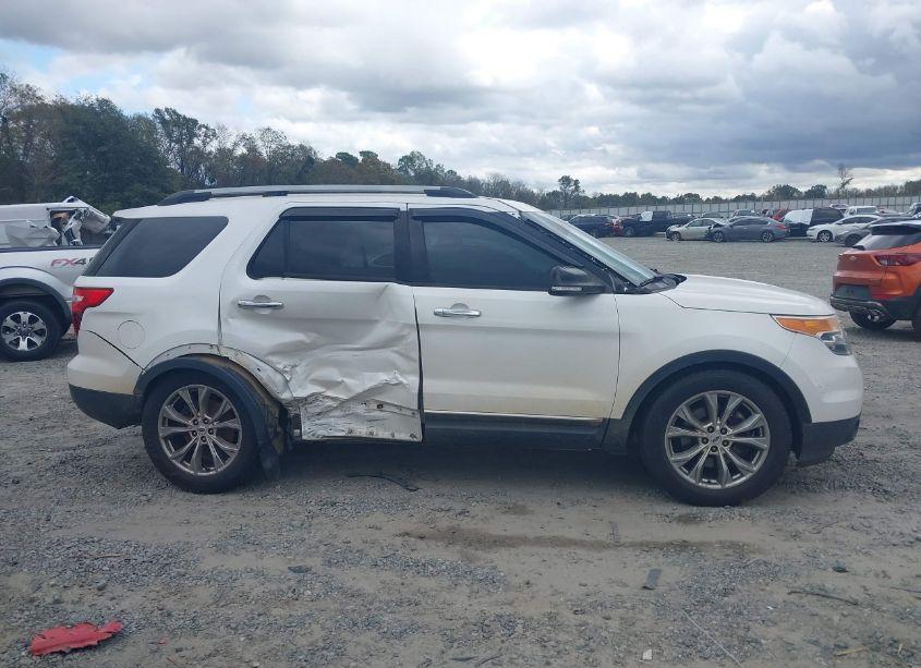 Photo 13 of 2014 Ford Explorer XLT (VIN 1FM5K7D83EGB57041)