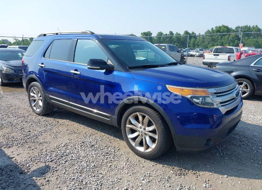 2014 Ford Explorer XLT (VIN 1FM5K7D83EGC56295) main photo