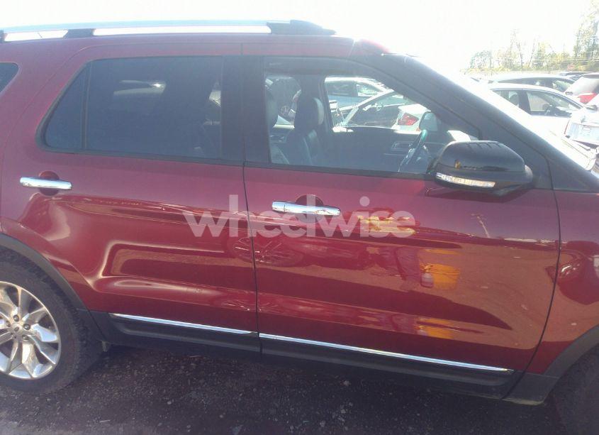 Photo 12 of 2015 Ford Explorer XLT (VIN 1FM5K7D83FGA32669)