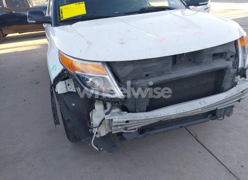 Photo 6 of 2015 Ford Explorer XLT (VIN 1FM5K7D83FGA65302)