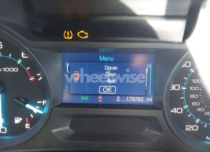 Photo 15 of 2015 Ford Explorer XLT (VIN 1FM5K7D83FGA91608)