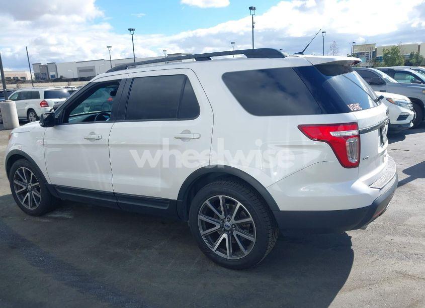 Photo 14 of 2015 Ford Explorer XLT (VIN 1FM5K7D83FGC50529)