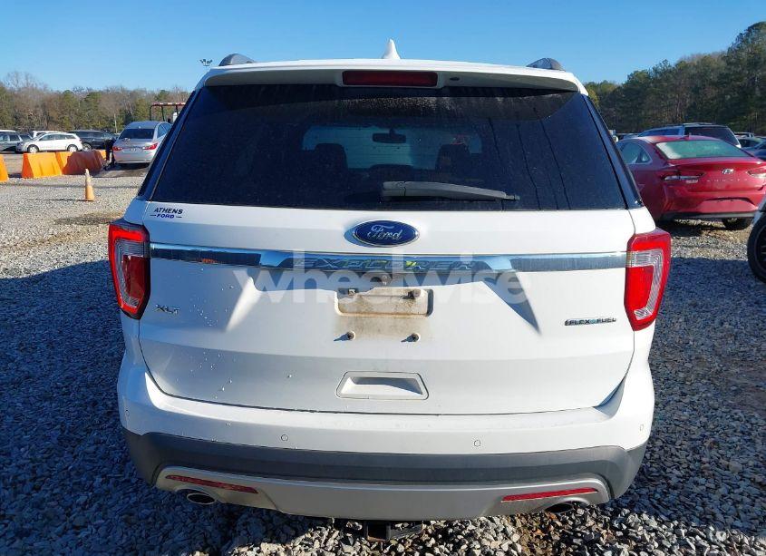 Photo 16 of 2016 Ford Explorer XLT (VIN 1FM5K7D83GGC01302)