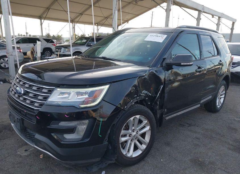 Photo 6 of 2017 Ford Explorer XLT (VIN 1FM5K7D83HGA27846)