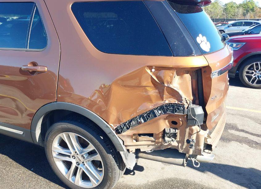 Photo 6 of 2017 Ford Explorer XLT (VIN 1FM5K7D83HGA55081)