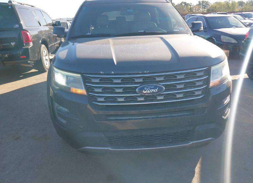 Photo 12 of 2017 Ford Explorer XLT (VIN 1FM5K7D83HGB39417)