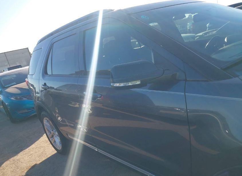 Photo 13 of 2017 Ford Explorer XLT (VIN 1FM5K7D83HGB39417)