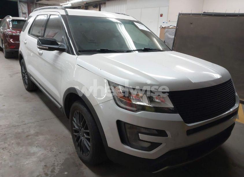 2017 Ford Explorer XLT (VIN 1FM5K7D83HGB53480) main photo