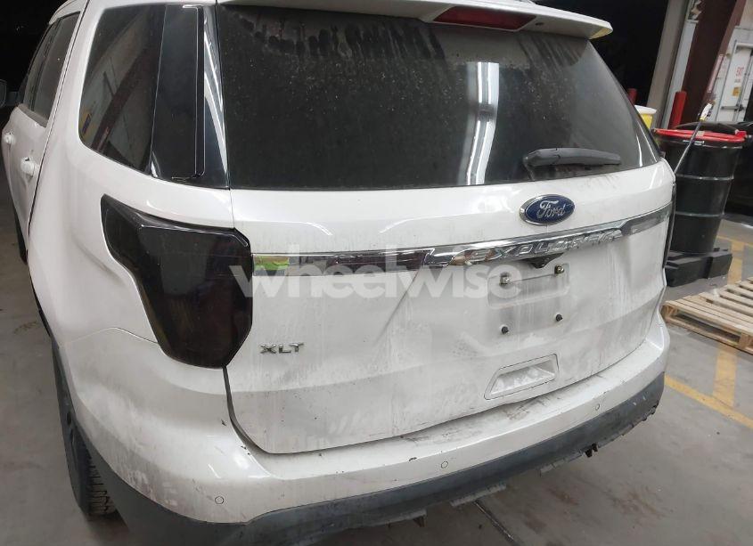 Photo 6 of 2017 Ford Explorer XLT (VIN 1FM5K7D83HGB53480)