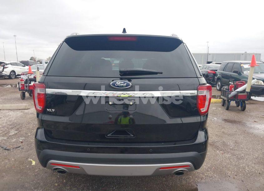 Photo 17 of 2017 Ford Explorer XLT (VIN 1FM5K7D83HGD02504)
