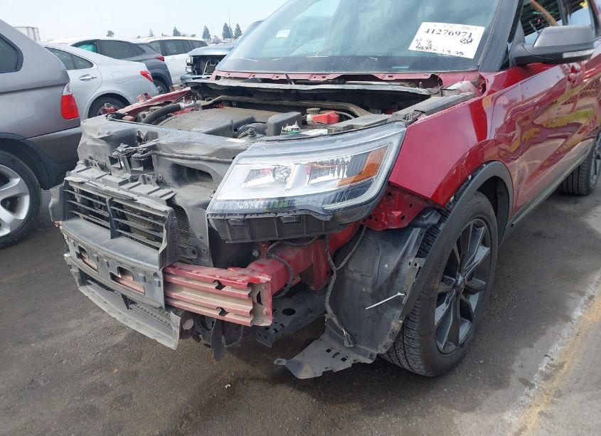 Photo 6 of 2017 Ford Explorer XLT (VIN 1FM5K7D83HGD56370)