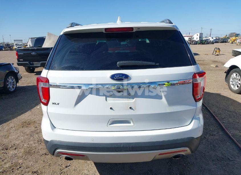 Photo 17 of 2017 Ford Explorer XLT (VIN 1FM5K7D83HGD85884)