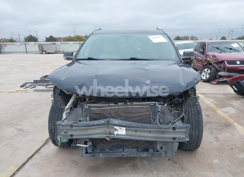 Photo 13 of 2017 Ford Explorer XLT (VIN 1FM5K7D83HGE36669)