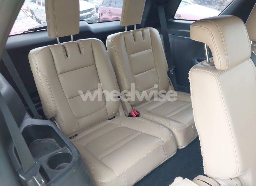 Photo 18 of 2017 Ford Explorer XLT (VIN 1FM5K7D83HGE36669)