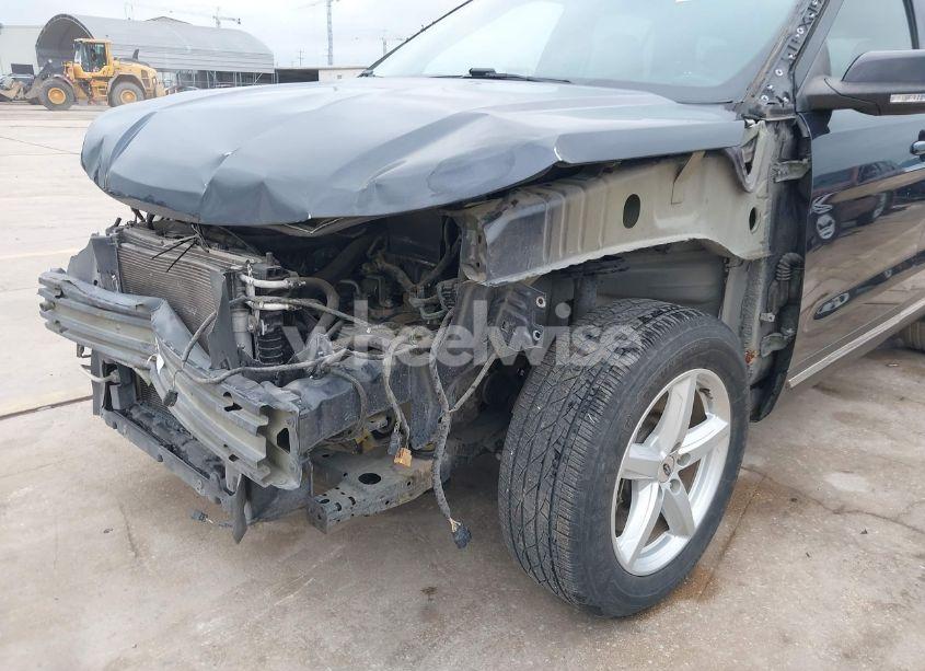 Photo 6 of 2017 Ford Explorer XLT (VIN 1FM5K7D83HGE36669)