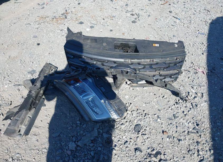 Photo 12 of 2018 Ford Explorer XLT (VIN 1FM5K7D83JGA17534)