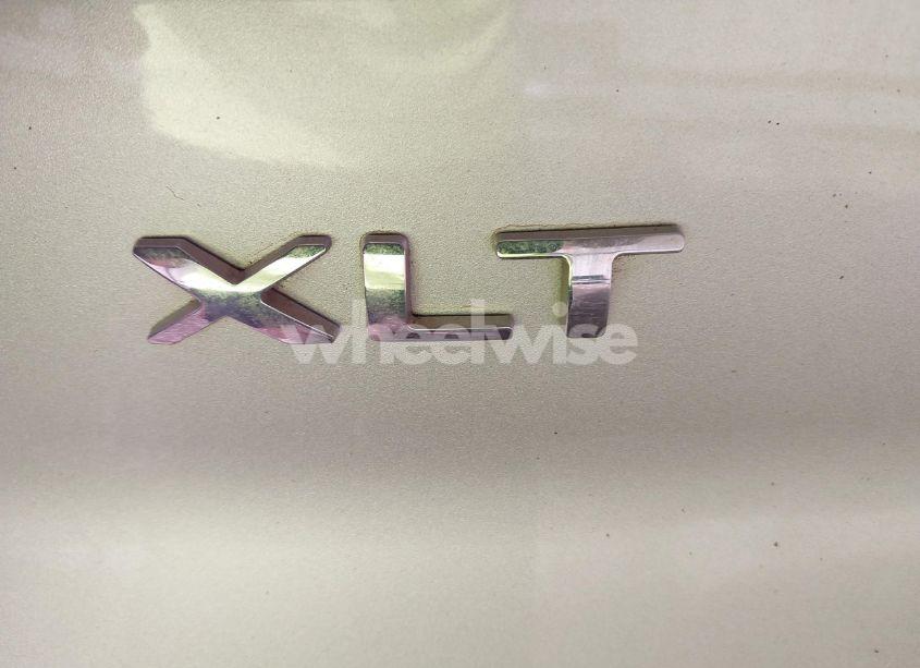 Photo 17 of 2018 Ford Explorer XLT (VIN 1FM5K7D83JGC26840)