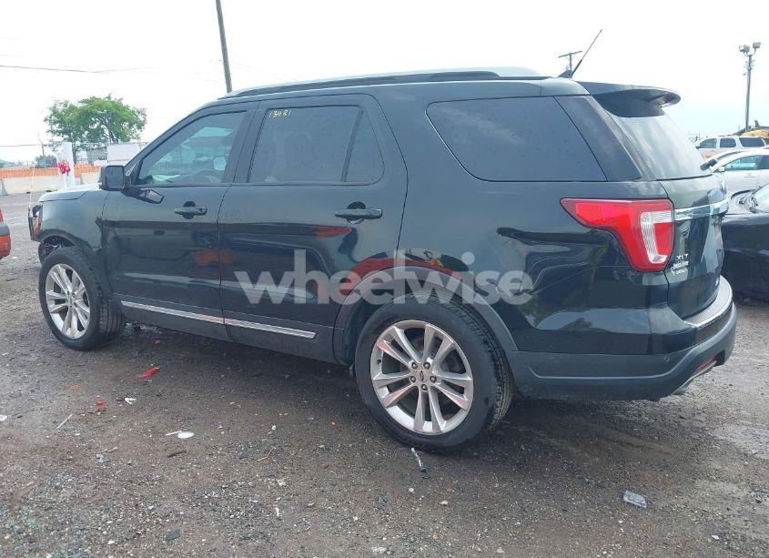 Photo 14 of 2018 Ford Explorer XLT (VIN 1FM5K7D83JGC39166)