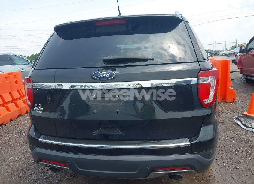 Photo 16 of 2018 Ford Explorer XLT (VIN 1FM5K7D83JGC39166)