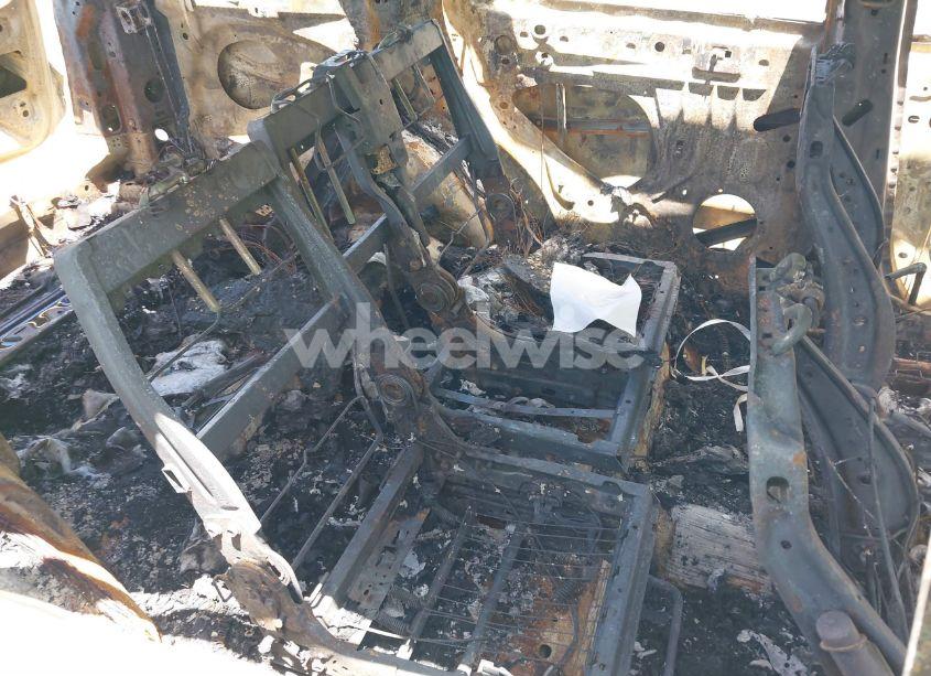 Photo 8 of 2019 Ford Explorer XLT (VIN 1FM5K7D83KGA36652)