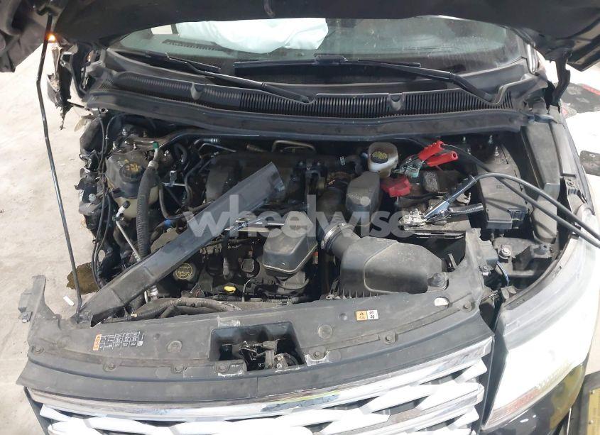 Photo 10 of 2019 Ford Explorer XLT (VIN 1FM5K7D83KGA85169)