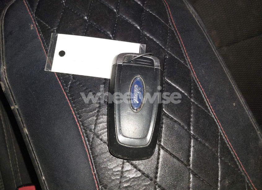 Photo 11 of 2019 Ford Explorer XLT (VIN 1FM5K7D83KGA85169)