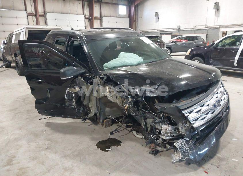 Photo 6 of 2019 Ford Explorer XLT (VIN 1FM5K7D83KGA85169)