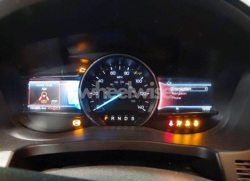 Photo 7 of 2019 Ford Explorer XLT (VIN 1FM5K7D83KGA85169)