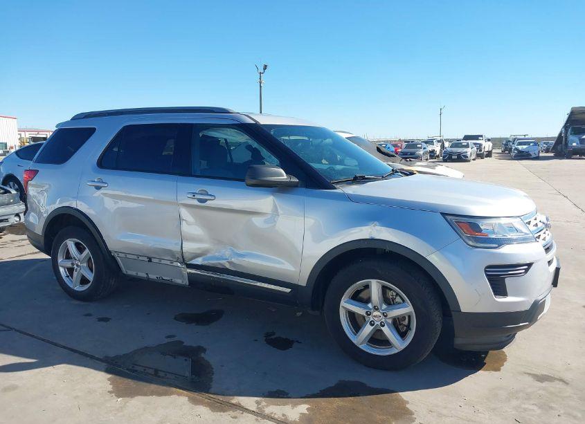 Photo 14 of 2019 Ford Explorer XLT (VIN 1FM5K7D83KGA95930)