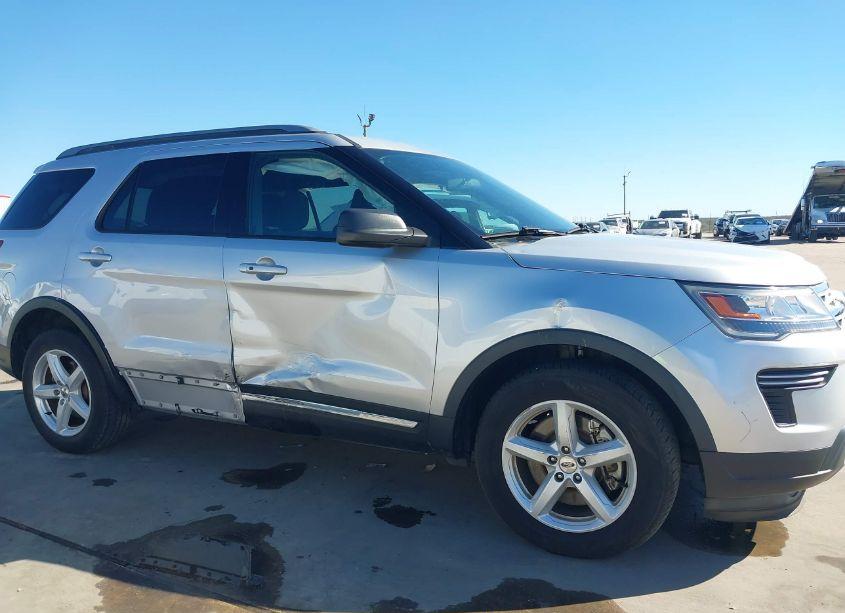 Photo 6 of 2019 Ford Explorer XLT (VIN 1FM5K7D83KGA95930)