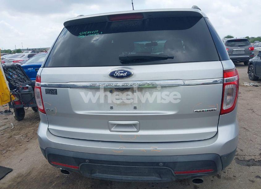 Photo 16 of 2013 Ford Explorer XLT (VIN 1FM5K7D84DGA93803)